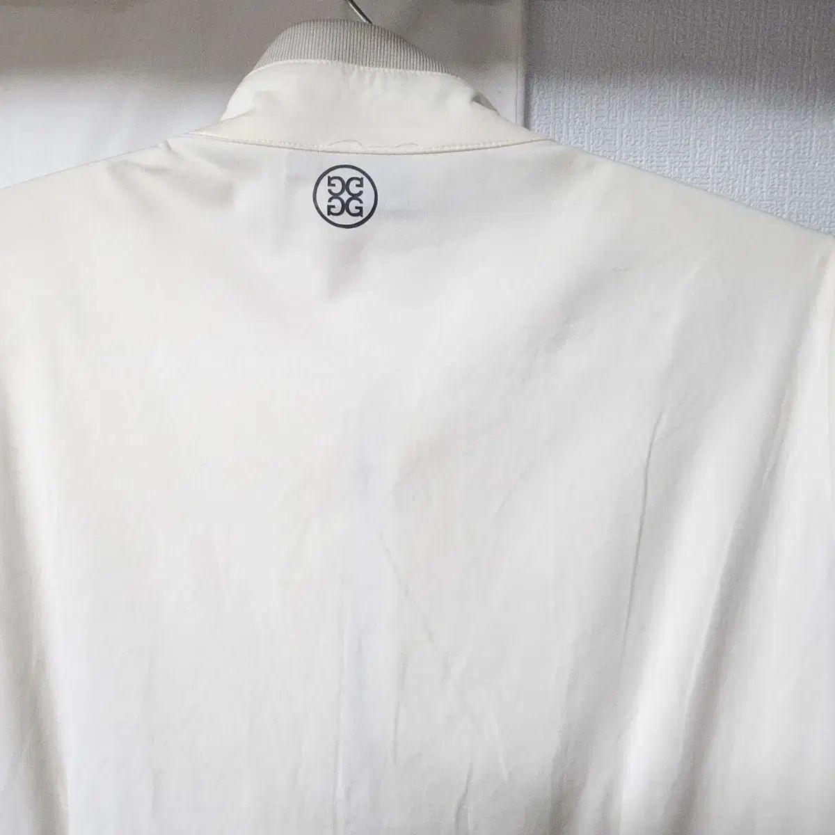 ウィンドブレーカー