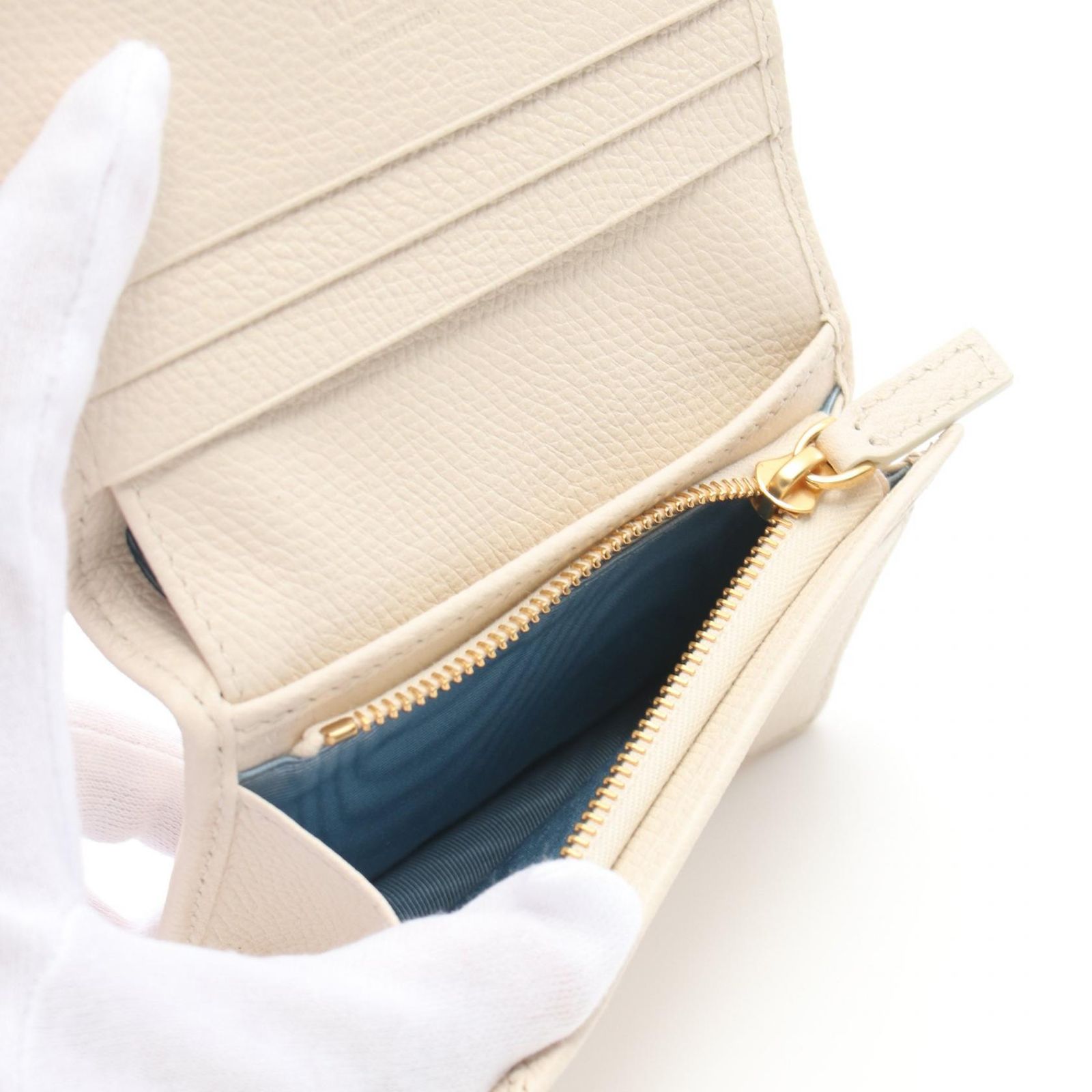 Valentino ホワイト 二つ折り財布 Valentino ホワイト 二つ折り財布