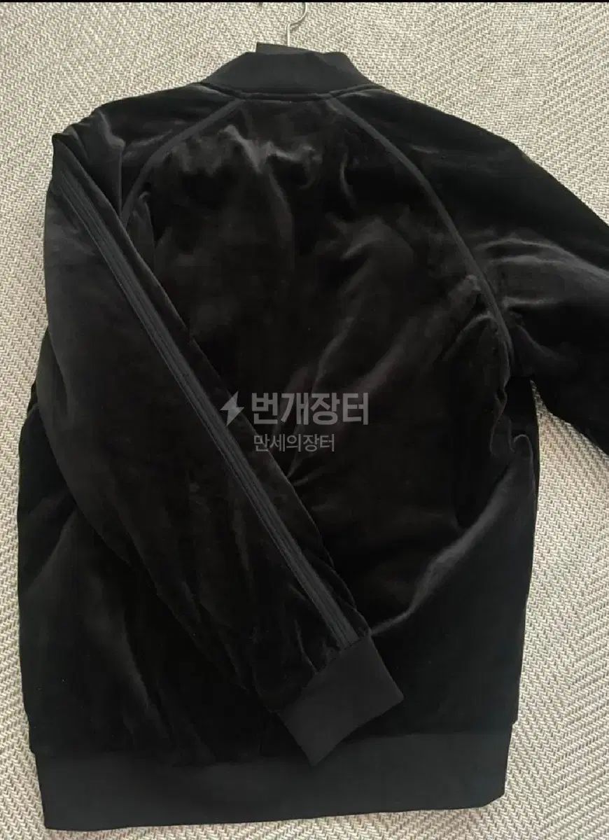 MOOSE KNUCKLES ムースナックルズ ベロア ボンバー ブルゾン 黒 L