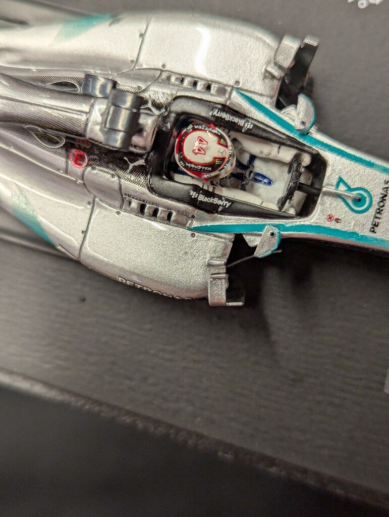 SPARK SCS142 MERCEDES F1 W05 n°44 Malaysia GP 2014