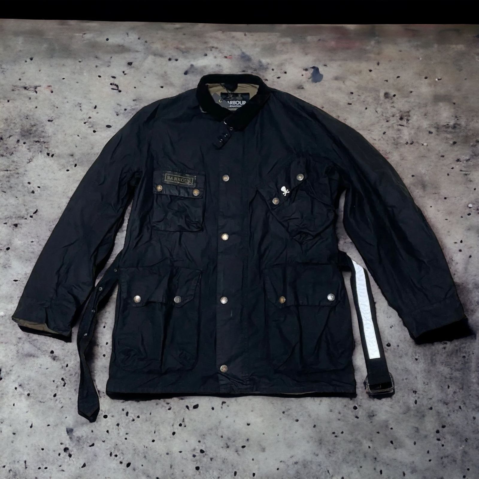 新品未使用】 Barbour International Distressed Wax Jacket バブアー 