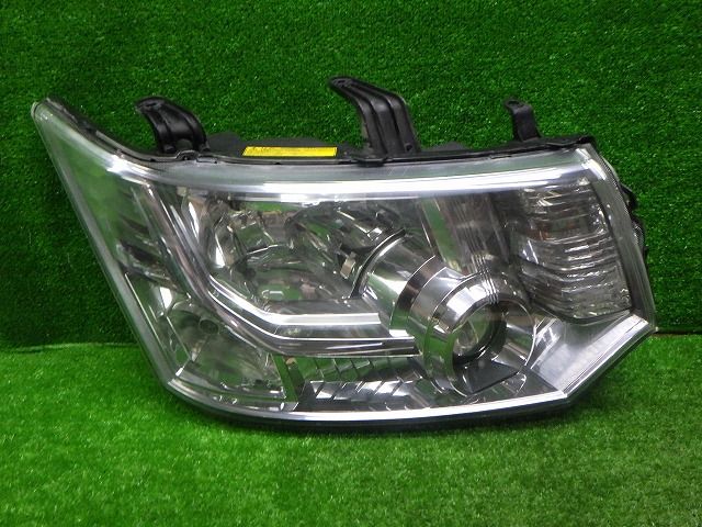 デリカD5 ヘッドライト 左右 HID CV 前期 100-87918 バラスト付
