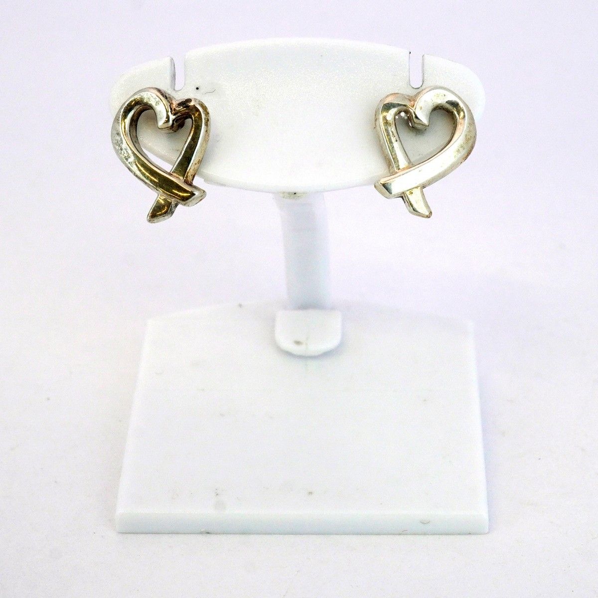 極美品 Tiffany ティファニー ピアス シルバー ラビングハート 箱付き 極美品 Tiffany ティファニー ピアス シルバー ラビングハート