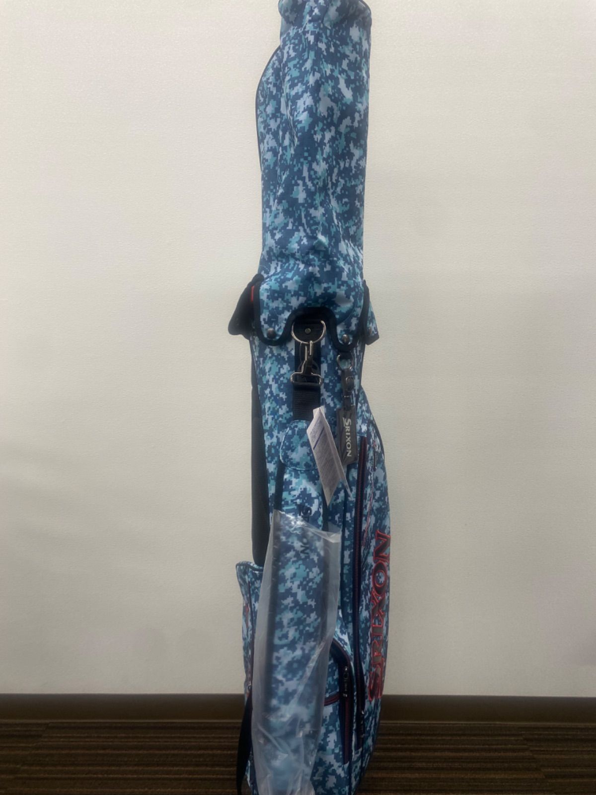 新品☆未使用】スリクソン SRIXON ゴルフキャディバッグ 8.0型 2.2