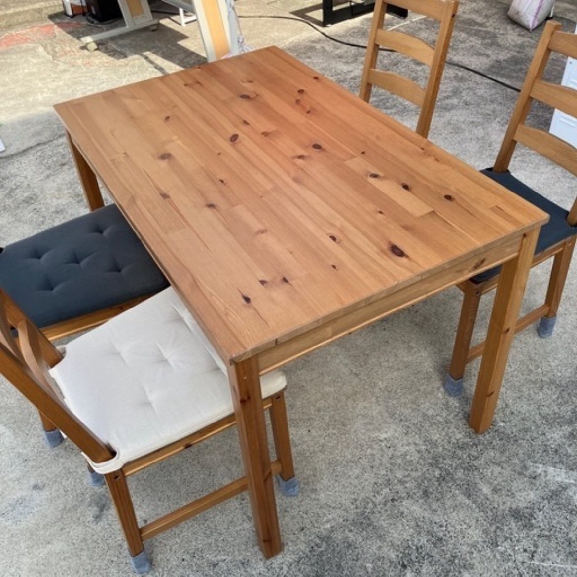 IKEA|ヨックモック ダイニングテーブルセット 机 テーブル 椅子 イス チェア 木製 家具 JOKKMOKK 椅子4脚 店舗 価格|配送はご相談ください