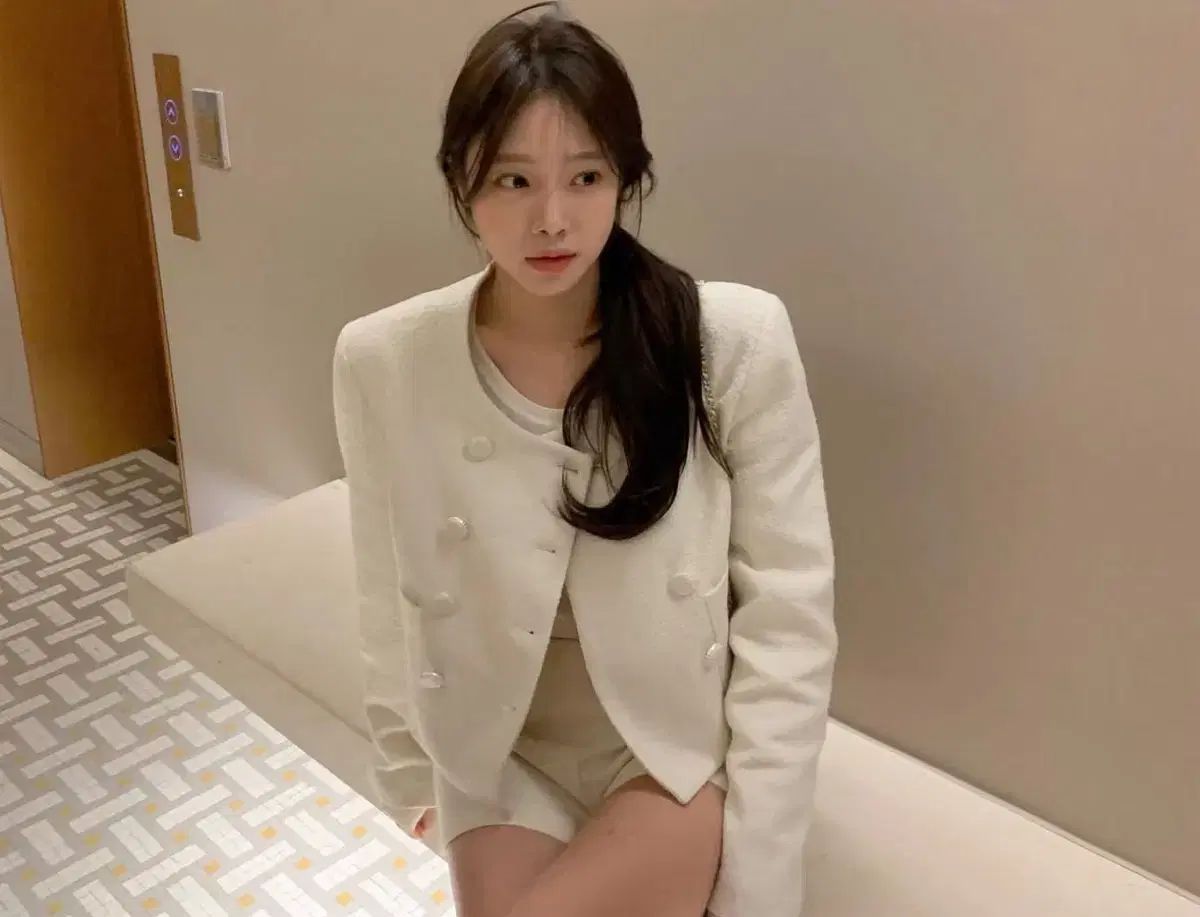 ツイードジャケット