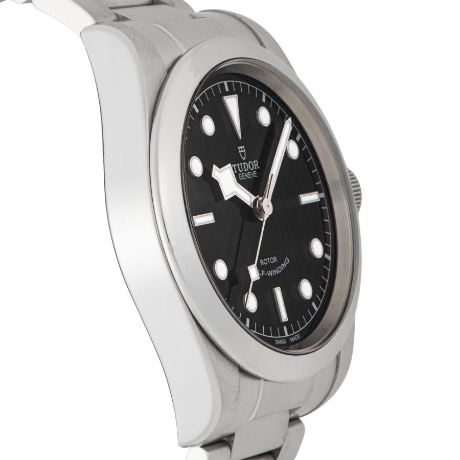 TUDOR チューダー