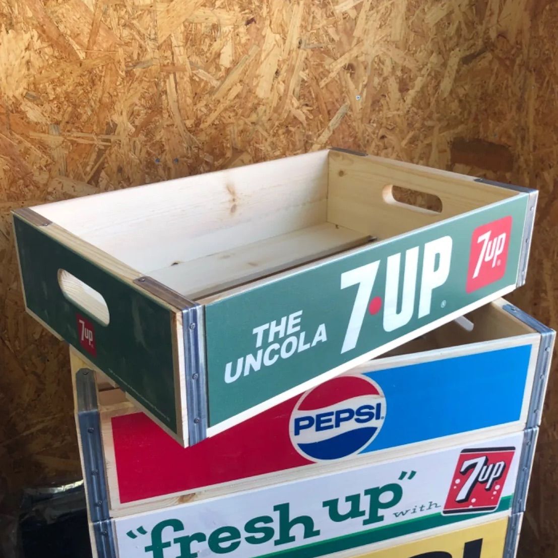 vintage USA7up wood crate 木箱 Vintage 7UP Wood Crate - Etsy