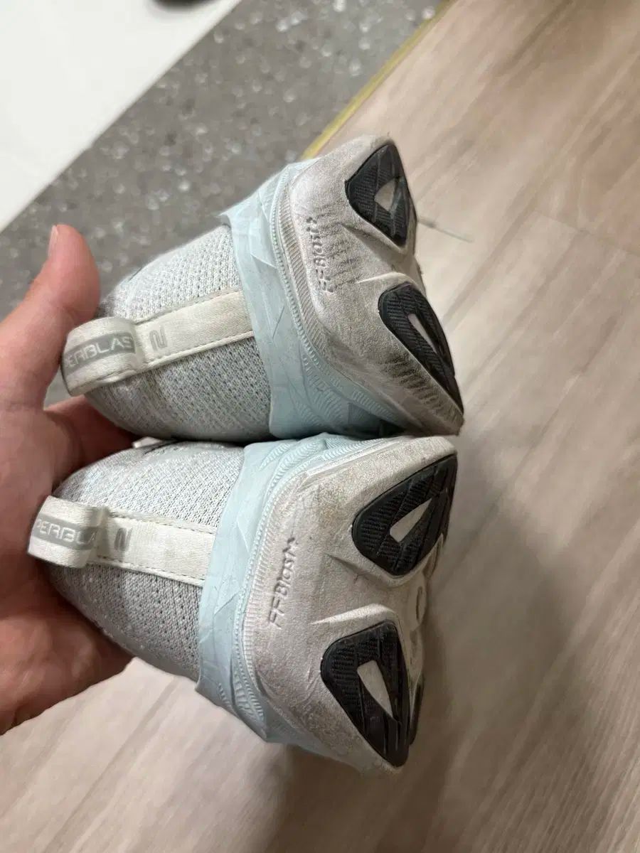 Asics アシックス スーパーブラスト 2 白 OLIVEOS_COM_TR