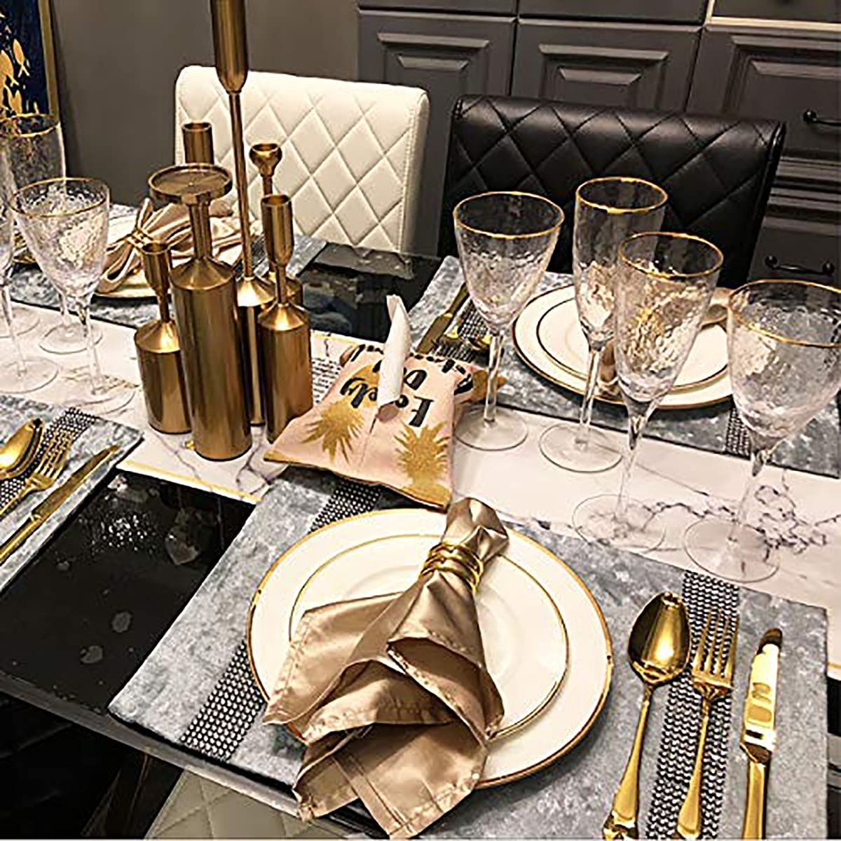 12ピースフィンガーナプキンバックル、ウェディングテーブルアクセサリー、ホテルデコレーションナプキンリング ナプキンリング ナプキンリング  ナプキンリングホルダー テーブルパーティー 結婚披露宴 ホリデーパーティー 家族の集まり 結婚式 デ 大量のゴールドと ... テーブルデコレーション ナプキンリング メタルナプキンボタン 12個 ゴールデンメープルリーフナプキンリング 結婚式 ホリデーテーブ