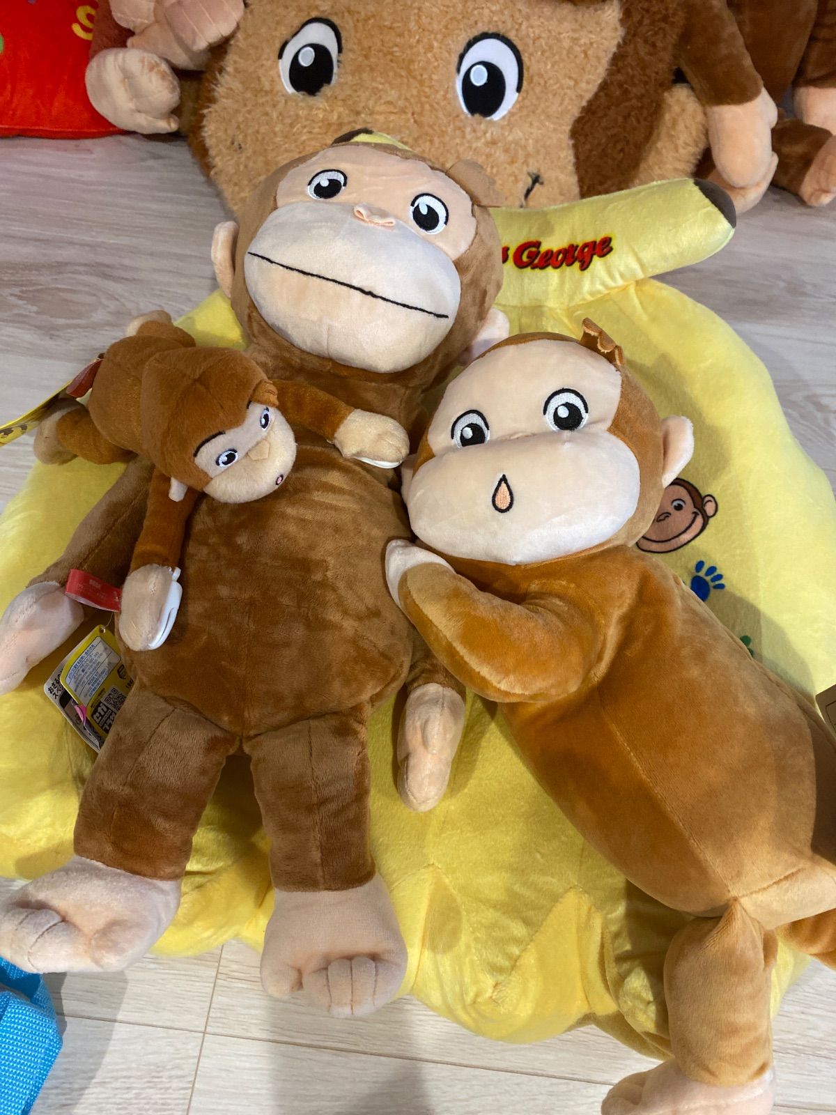 おさるのジョージぬいぐるみまとめ売り おさるのジョージ ぬいぐるみ まとめ売り Curious 【公式通販】