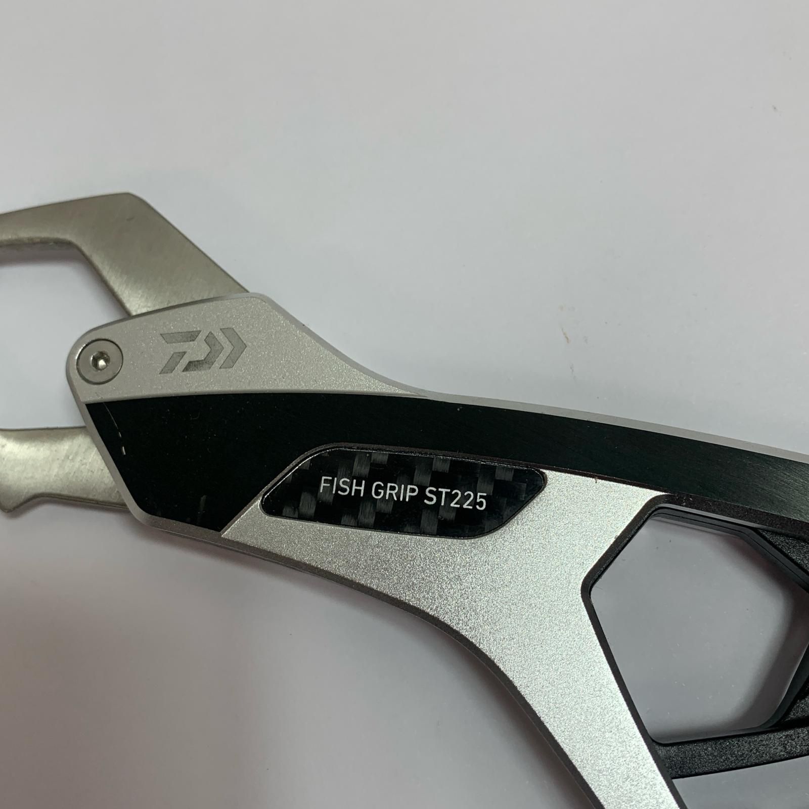 DAIWA ダイワ フィッシュグリップ D ST 225