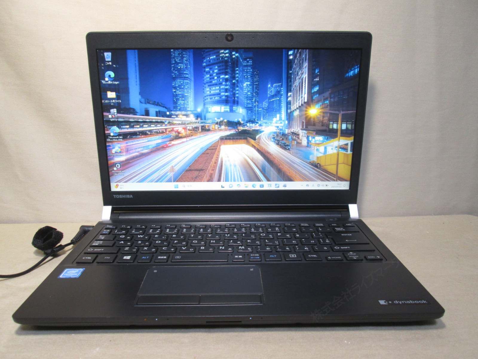 東芝 dynabook RX33/CB【SSD搭載】　Celeron 3865U 1.8GHz　【Windows11 Pro】MS 365 Office Web／Wi-Fi／USB3.0／HDMI [91820]