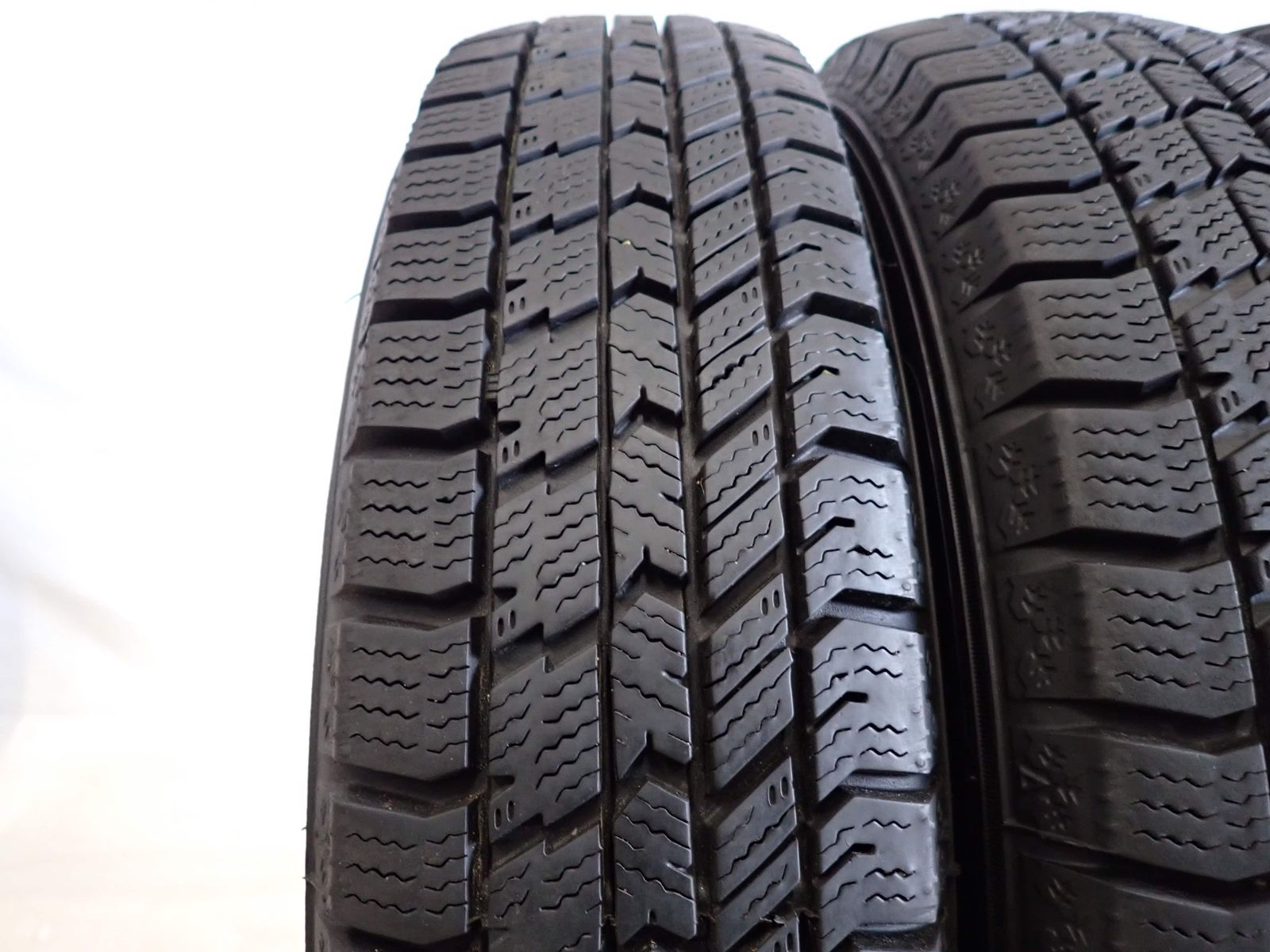 冬4本SET 会社宛 145 80R13 75Q グッドイヤー アイスナビ 8 製 NBOX モコ AZワゴン アルト ラパン ミラ ウェイク NO F6052