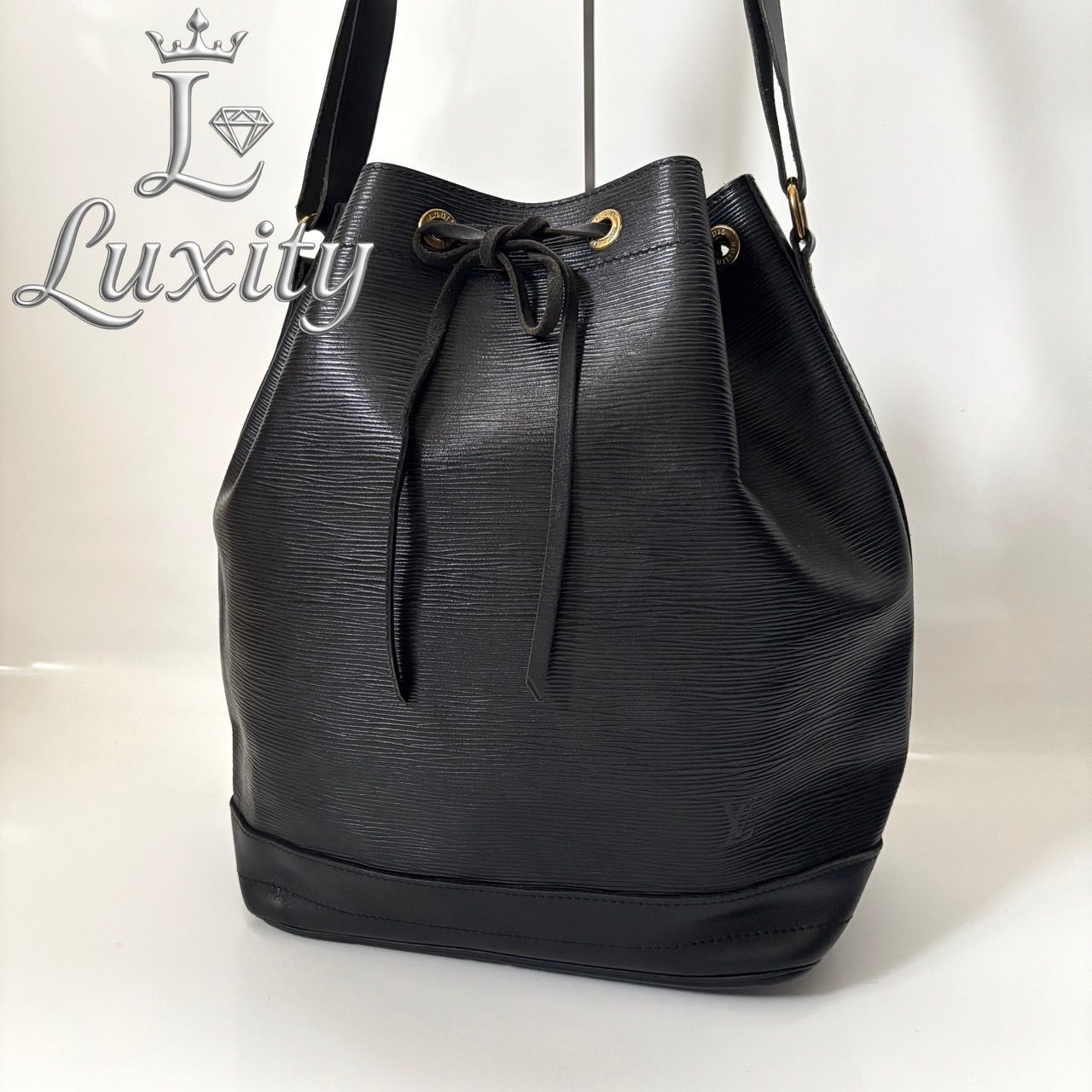 ルイヴィトンショルダーバッグノエエピブラックM59002