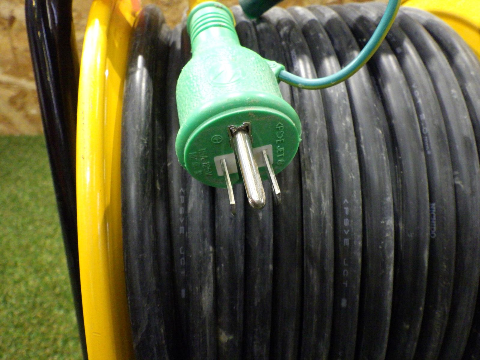  日動 コードリール NF E 54 全長50 M 屋内型 温度センサー付き 延長コード 品 ハンマードリル コードリール 延長コード 電動工具 エア工具