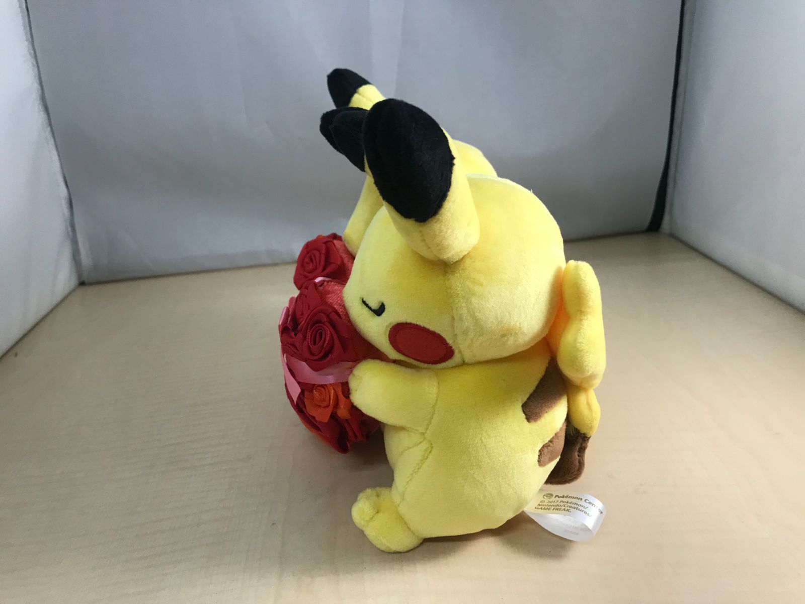マンスリーペアピカチュウ 2017 1月 ぬいぐるみ ポケモンセンターオリジナル ぬいぐるみ マンスリーペア