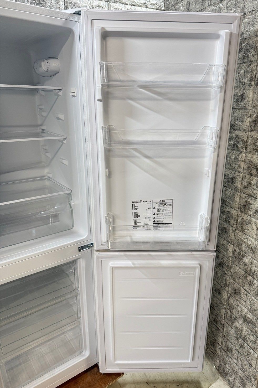 大阪送料無料☆3か月保障付き☆冷蔵庫☆マクスゼン☆2ドア☆2022年