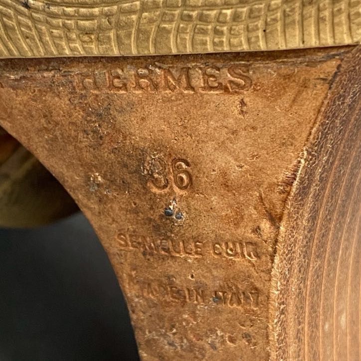 3d3 HERMES エルメス ウッドバックルストラップ レザーサンダル 36  