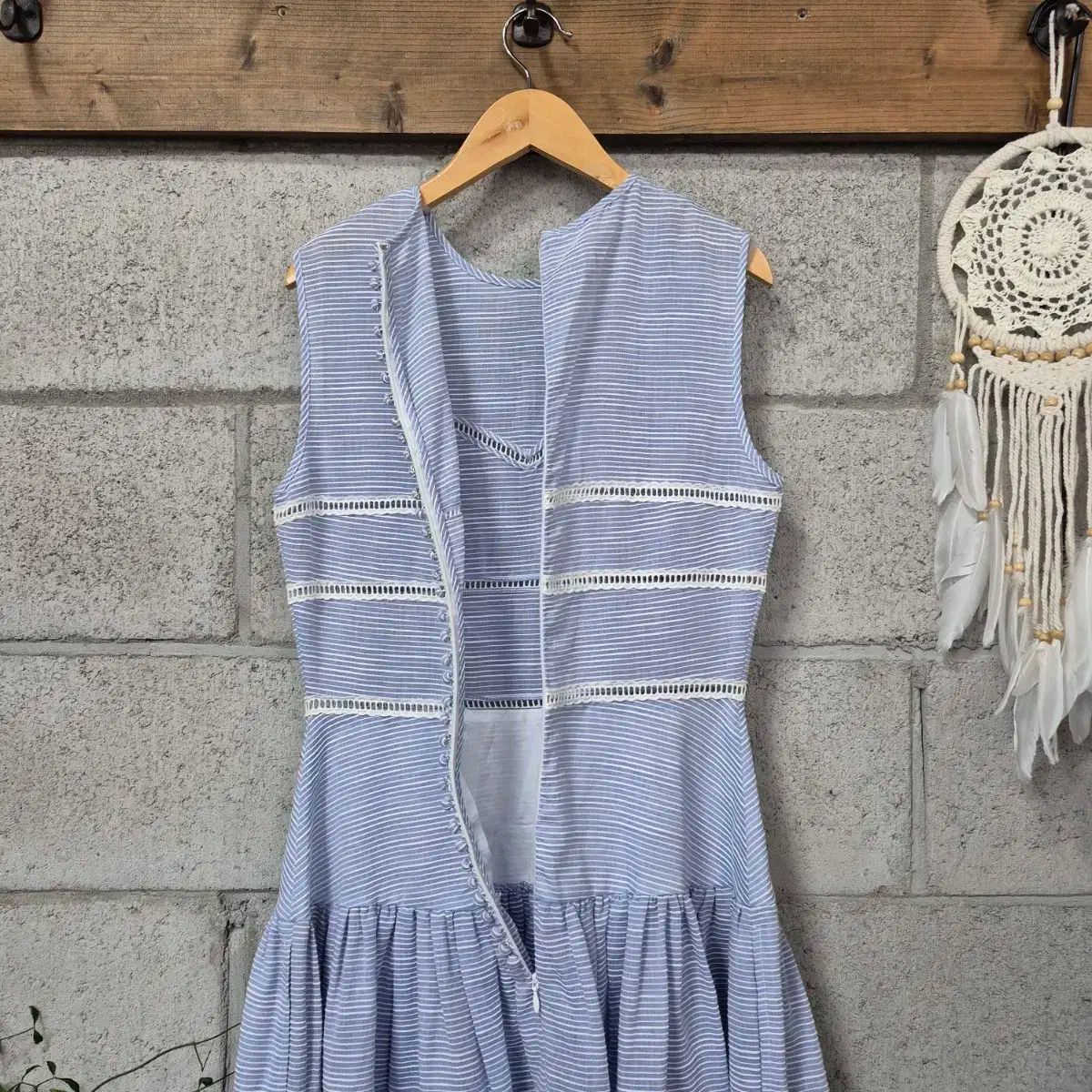 ✿ pushBUTTON