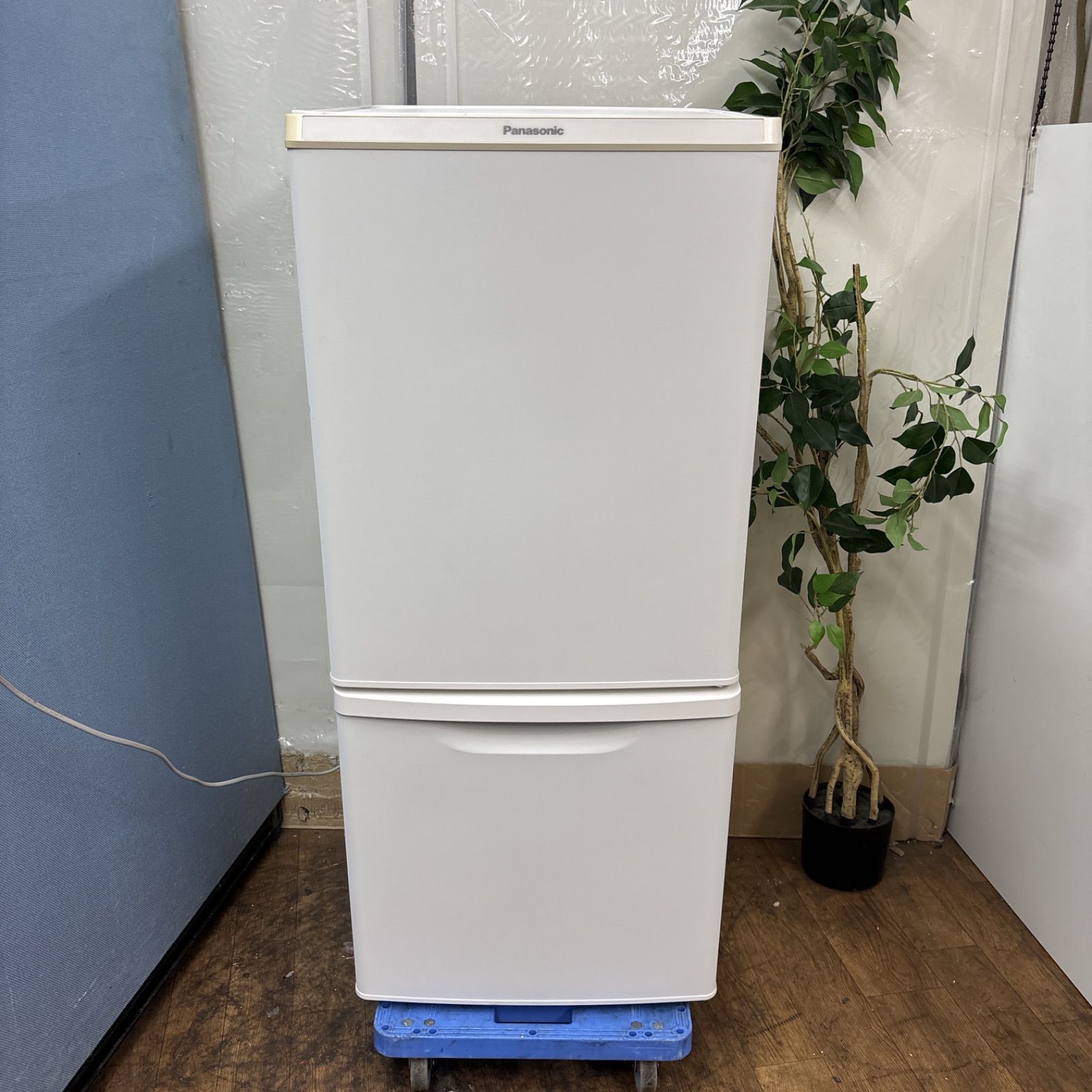 【名古屋近郊配送無料】Panasonic 冷蔵庫 138L｜2021年製 綺麗⑤ I321 🌈 名古屋市近郊配送設置無料！ Panasonic 冷蔵庫 (138L