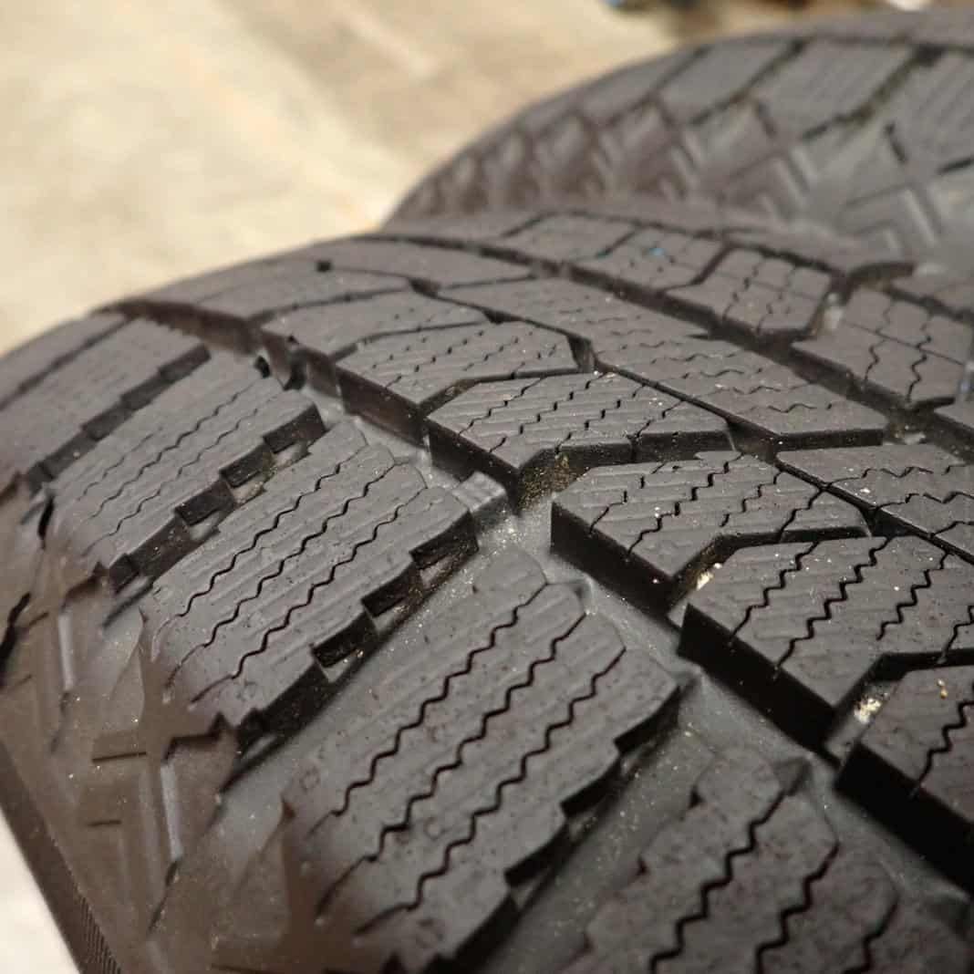 ヤリス ヴィッツ