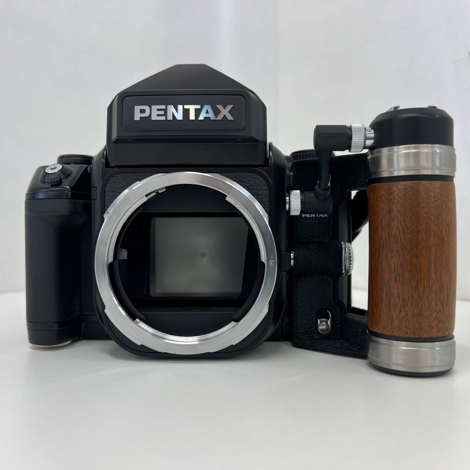 6 000020 PENTAX 67 II