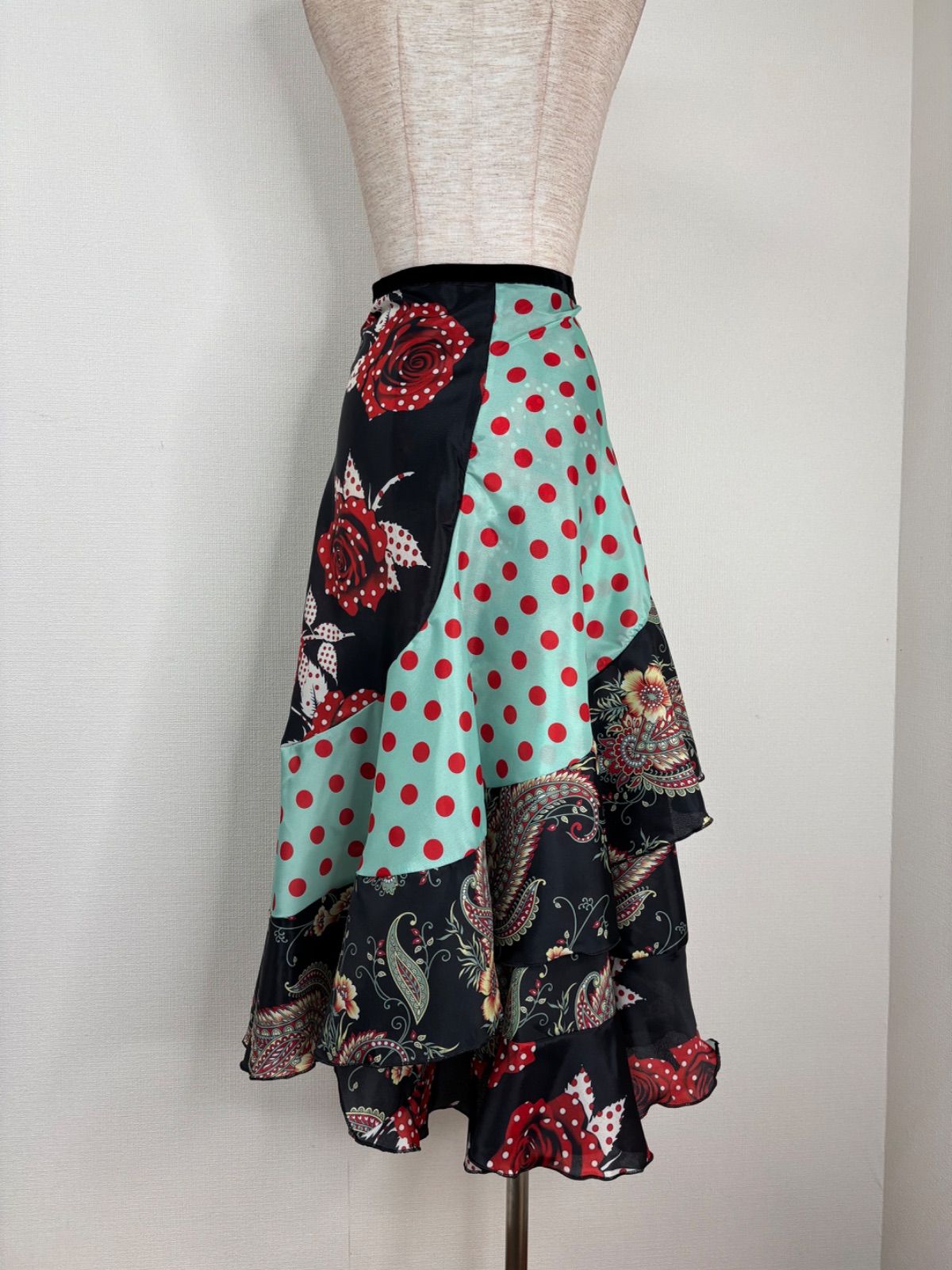 ⭐︎フラメンコ巻きスカート ファルダ⭐︎ フラメンコ 巻きスカート 水玉 ブラック×レッド FMS-1