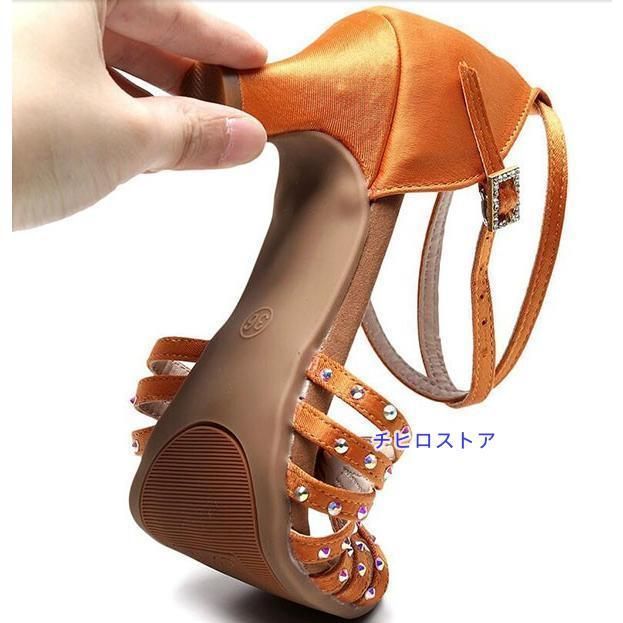 ダンスシューズ