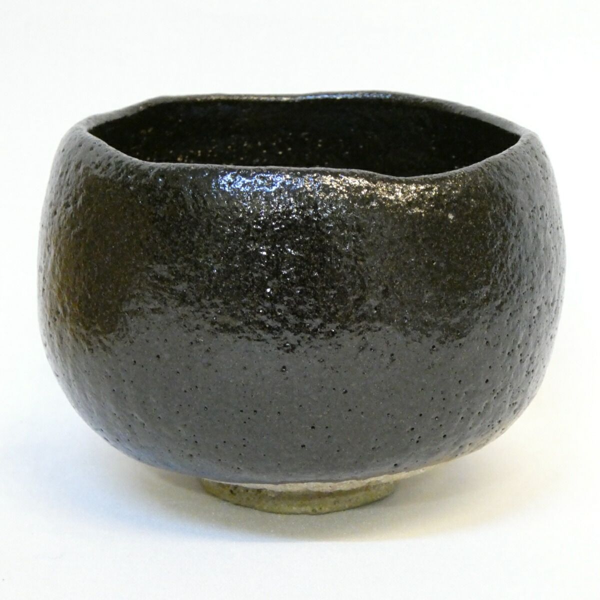黒楽茶碗　白幕釉　永興明道作（後藤明道作）（政所窯）鵬雲斎書き付け 栗山園オンライン通販部 / 【出物】 黒楽茶碗 政所窯（後藤明道