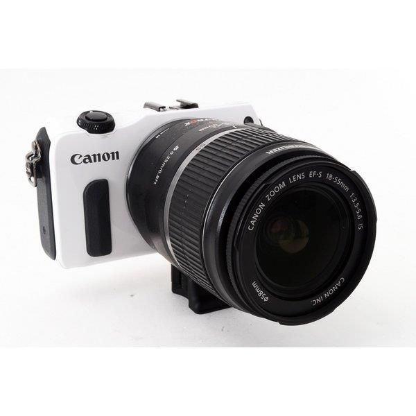 キヤノン Canon EOS M ホワイト レンズキット 美品 軽量 キヤノン Canon EOS M ホワイト レンズキット 美品 軽量