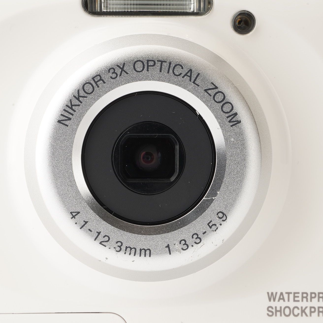 ニコン Nikon COOLPIX W150 ホワイト 【防水・耐衝撃】 Amazon | COOLPIX W150 ホワイト | コンパクト 通販