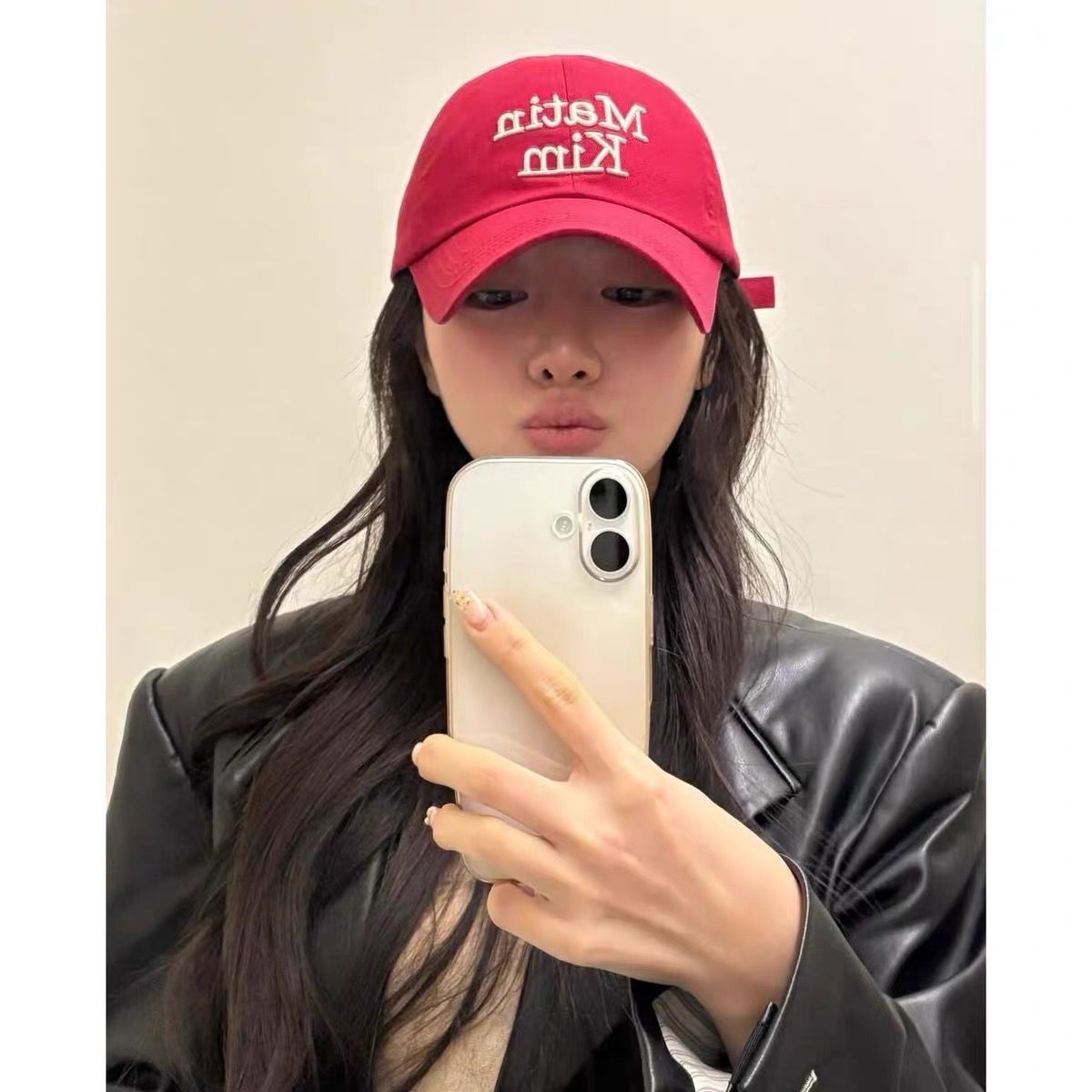 【新品】Matin Kim マーティンキム　アイボリー ロゴキャップ　韓国 韓国限定 マーティンキム MatinKim ステッチボールキャップ 日本