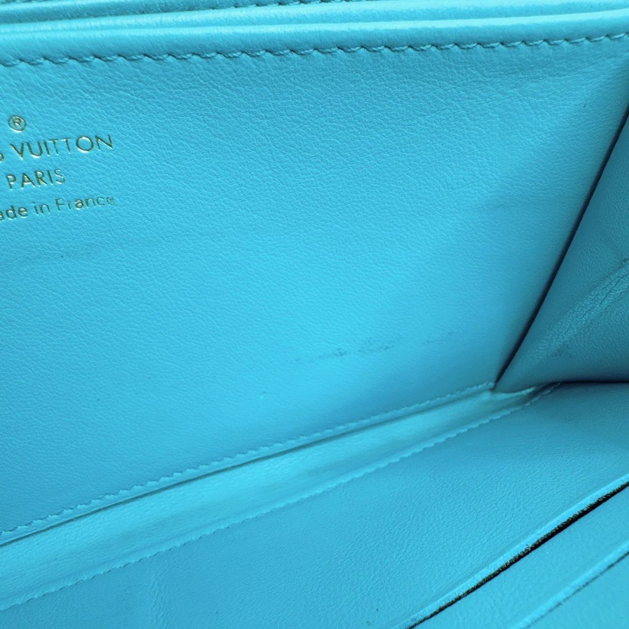 限定品✨希少】LOUIS VUITTON ルイヴィトン モノグラムエンボス 