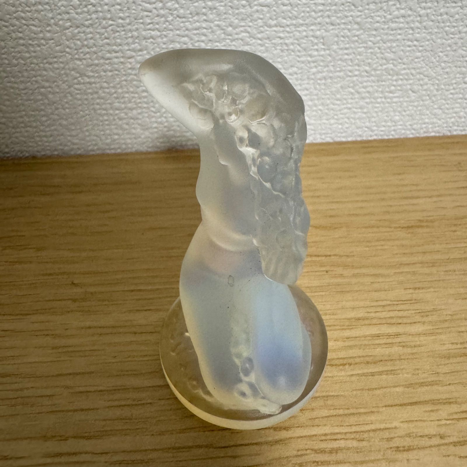 ルネ・ラリック フロレアル ライラックオパールセントガラス 「髪を