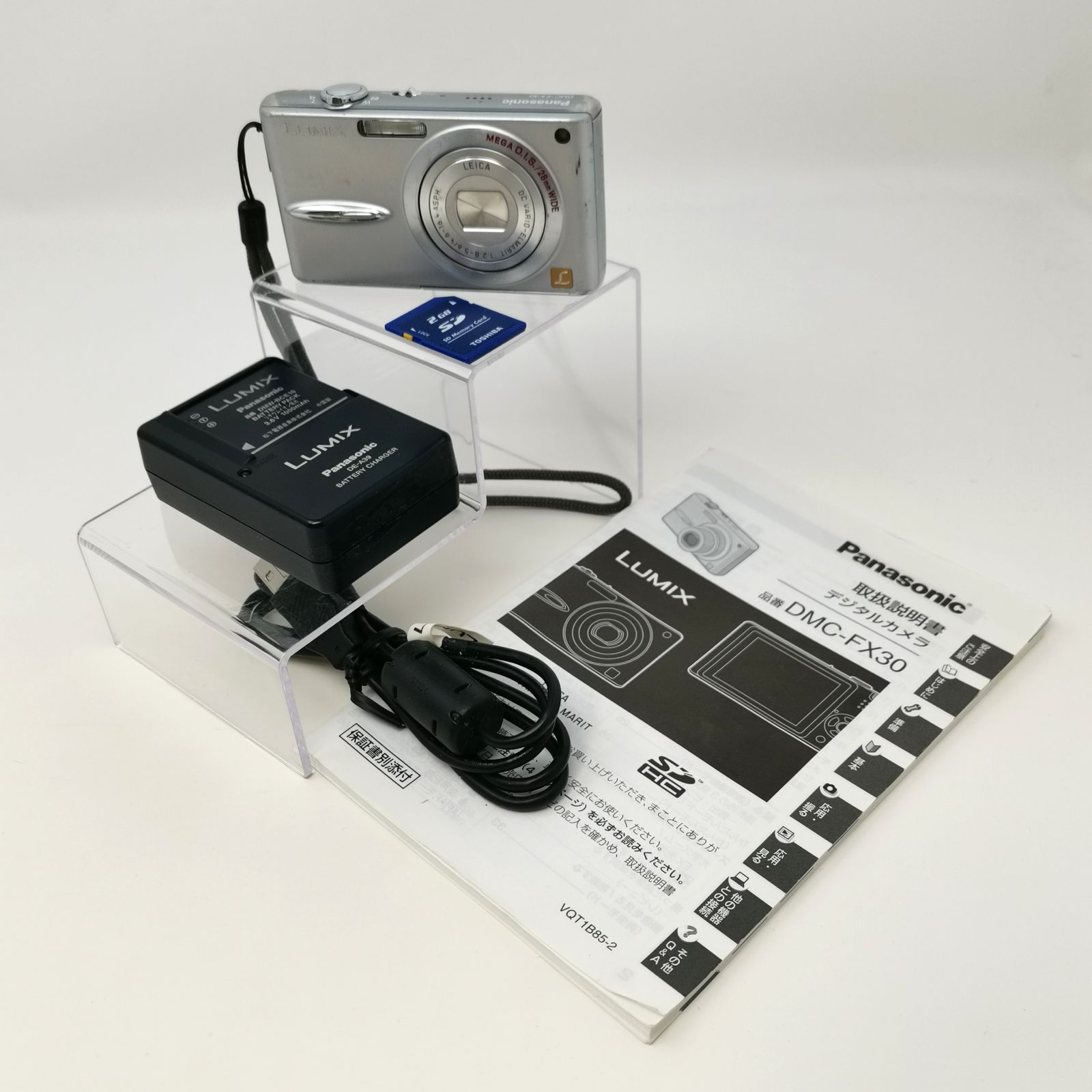 cat　デジカメ　動作確認済み　DMC-FX30 パナソニック LUMIX DMC-FX30 シルバー 動作確認済み デジタル