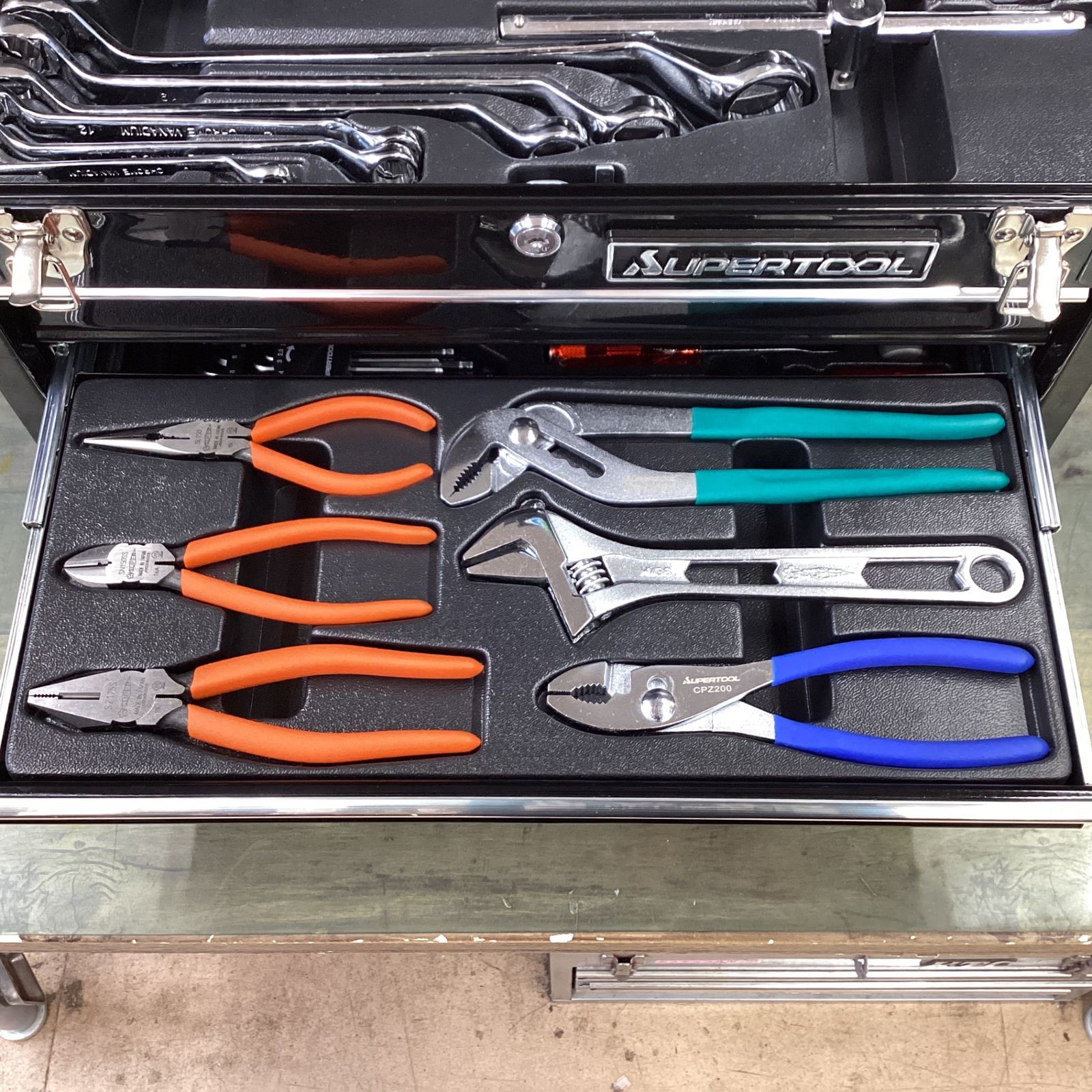 スーパーツール supertool
