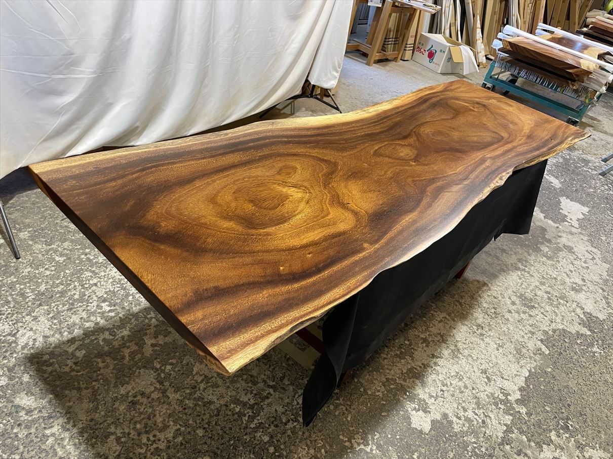 モンキーポッドテーブル KIDOMEIMOKU モンキーポッド一枚板ダイニングテーブル｜200cm(6人掛け