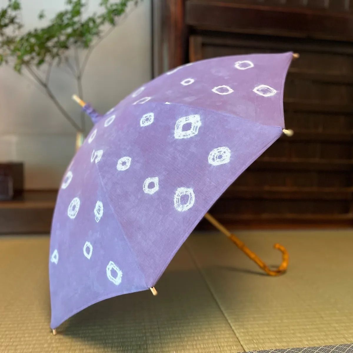 ハンドメイド 絞り染 日傘 すみれ色 - メルカリ 