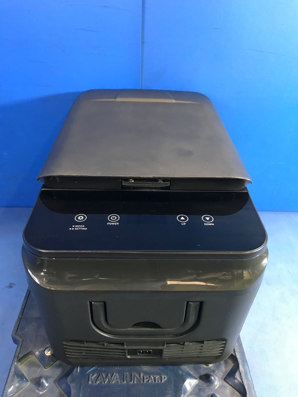 池商 電気クーラーボックス ポータブル冷蔵庫 18L DC AC電源付き 冷凍 冷蔵 キャンプ アウトドア 140