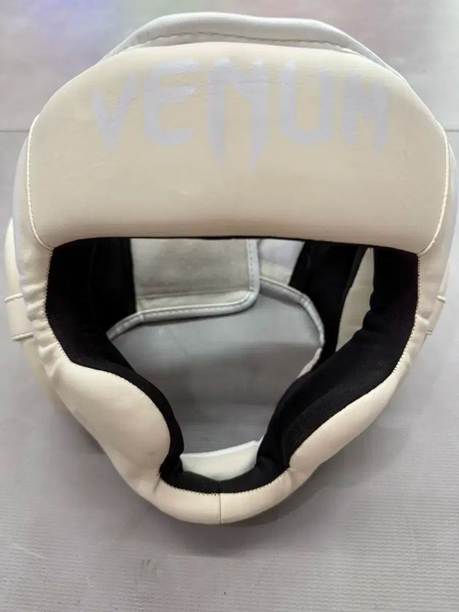 winning ウイニング ボクシング ヘッドギア Lサイズ 白 FG-2900