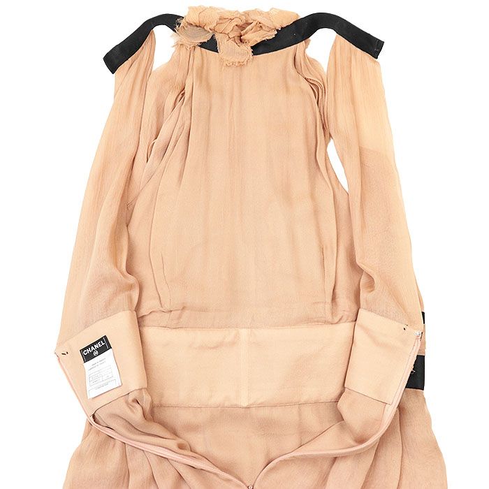 CHANEL シャネル