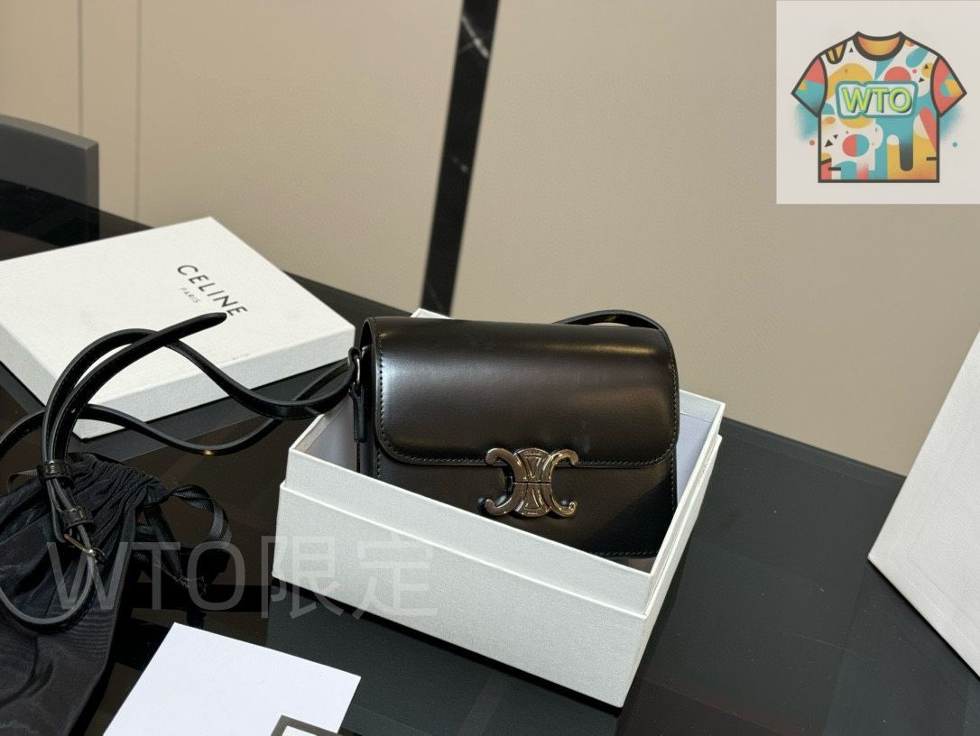Celine] トリオンフ ミニバッグ - 専用ボックス付き | セリーヌ