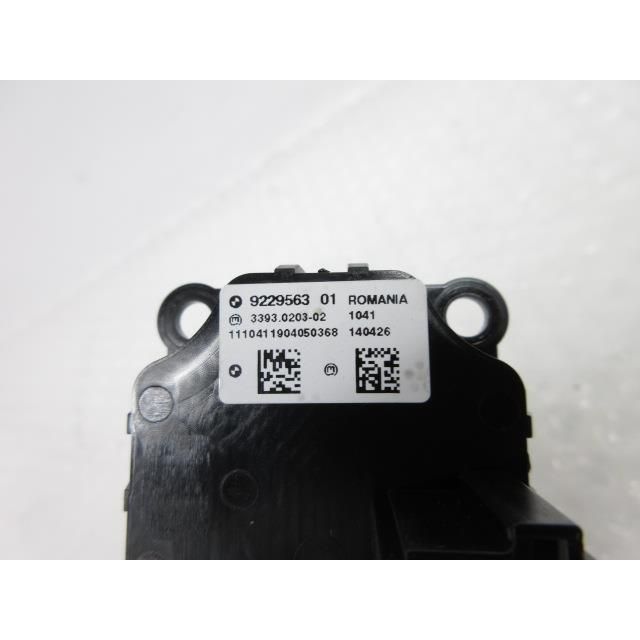 H23 BMW 525i FP25 F10 Mスポーツ エンジン スタート スイッチ 922956301  175718 4381 Genuine OEM Used BMW Center Console Driving Mode Switch 9202942 - Fits 5  Series F10 at ₹ 799/piece | Genuine BMW Parts in Kochi | ID: 2856381503197