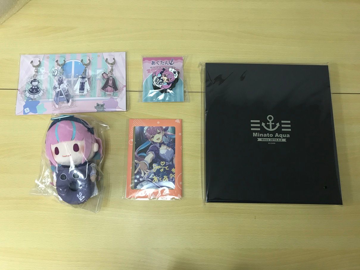 湊あくあ 活動6周年記念フルセット （一部開封済） 湊あくあ 6周年記念フルセット 【公式通販】