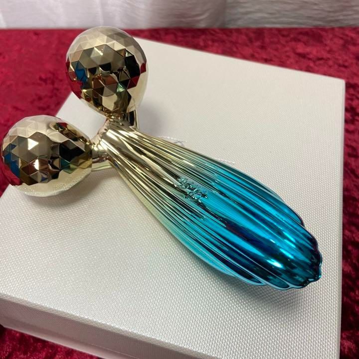 フェイスローラー 美顔器