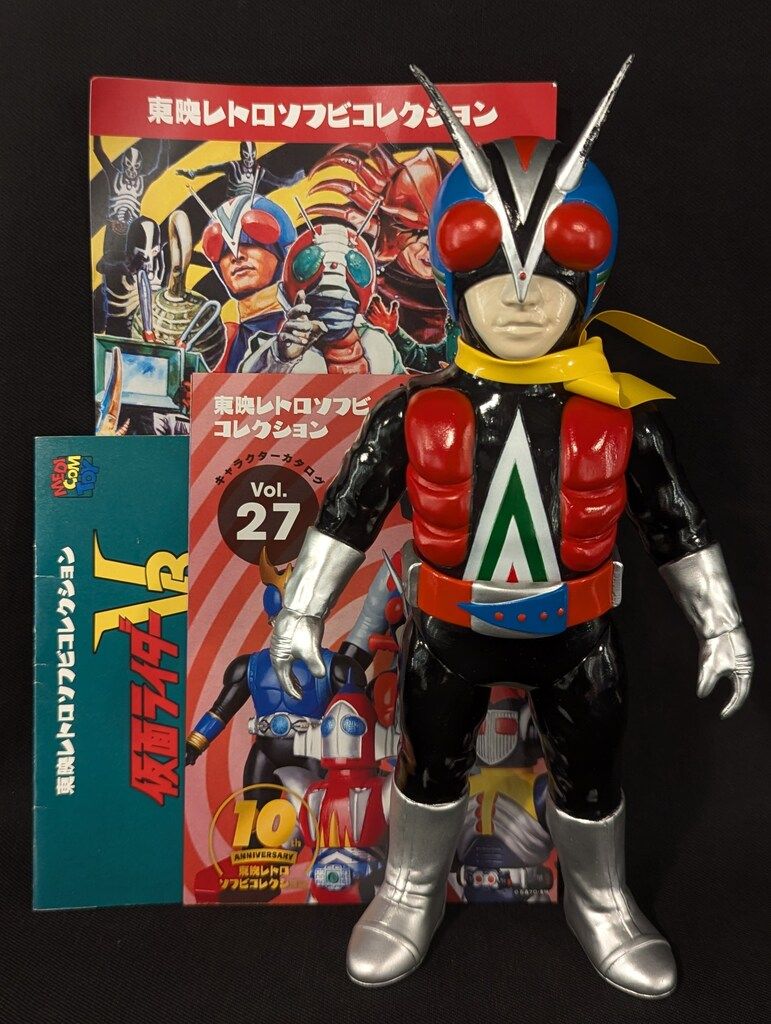 メディコムトイ製 東映レトロソフビコレクション デストロンライダーマン ソフビ 今月公開の東映レトロ彩色サンプルとして、なんと「デストロン