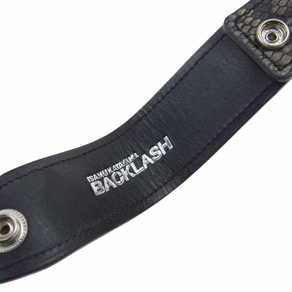 イサムカタヤマバックラッシュ ISAMUKATAYAMA BACKLASH レザーキー