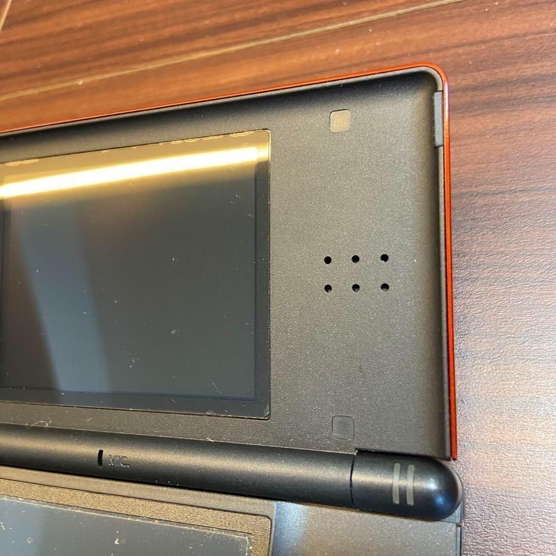 クリムゾンブラック