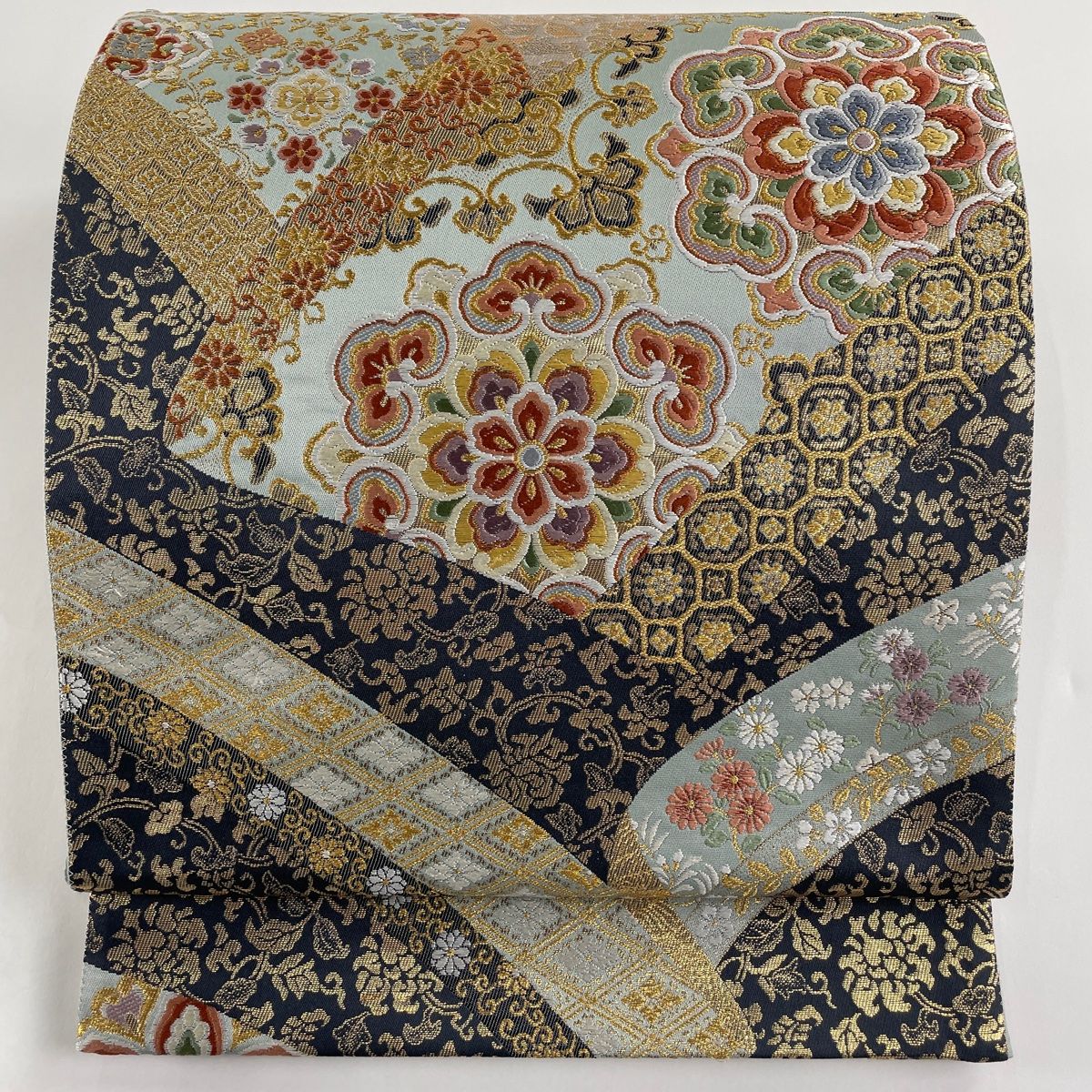 袋帯 秀品 華文 花唐草 金糸 箔 灰緑 六通 正絹 【中古】 - メルカリ